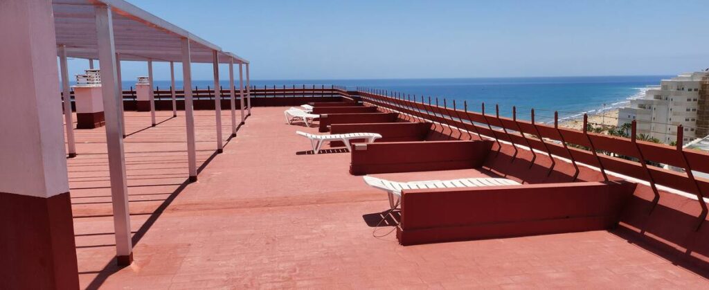 Solarium Appartamento in Affitto Lato Oceano